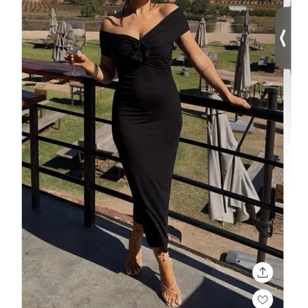 Reformation Fiorello Rosette Off The Shoulder Maxi Dress Medium NEW $248